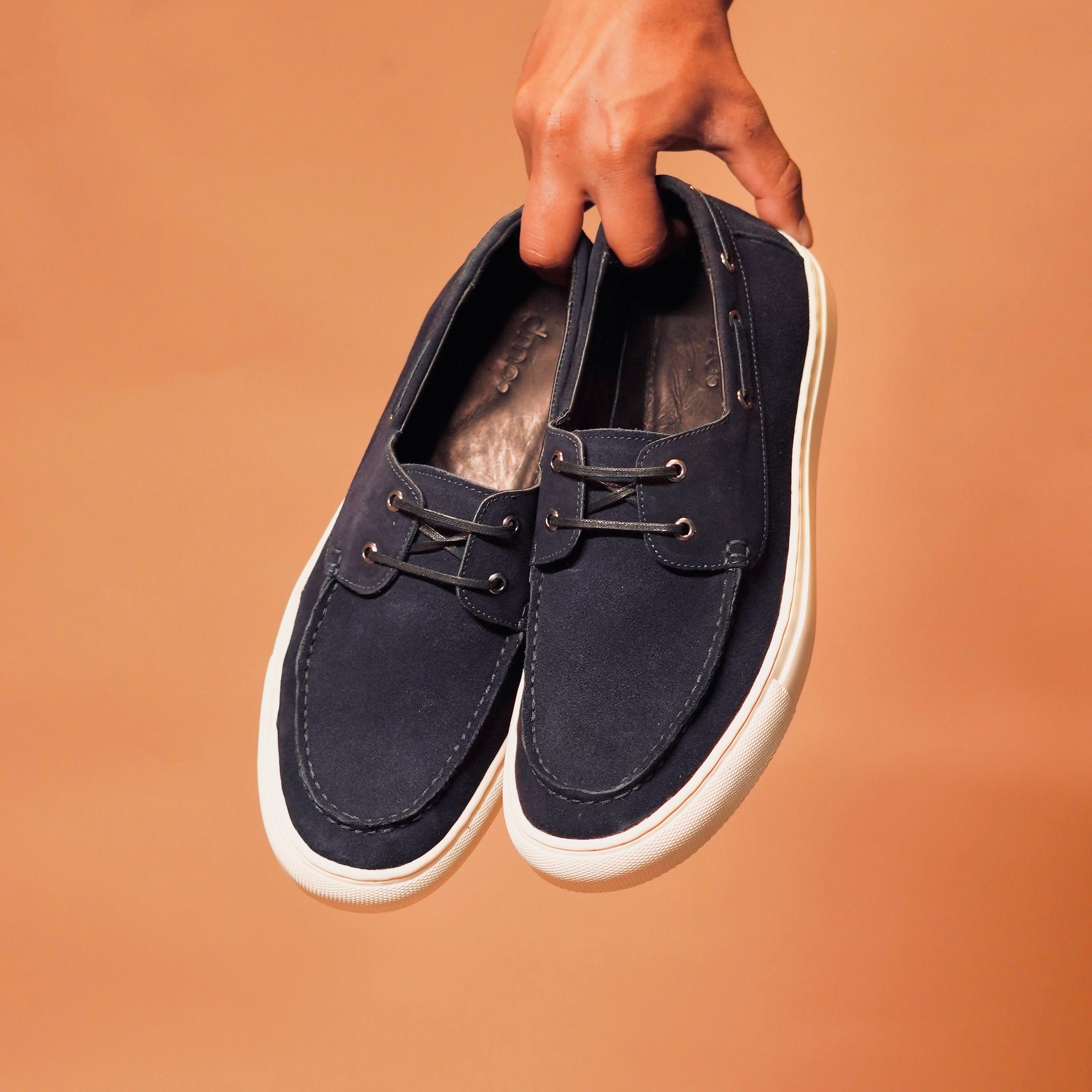 Top view of Barco Celesto highlighting its sleek design